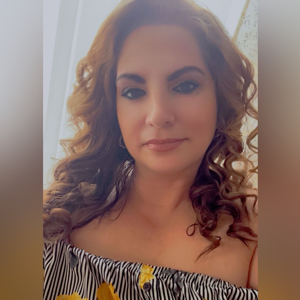 Meet your Posher, Cari